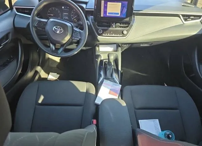 Toyota Corolla photo 2