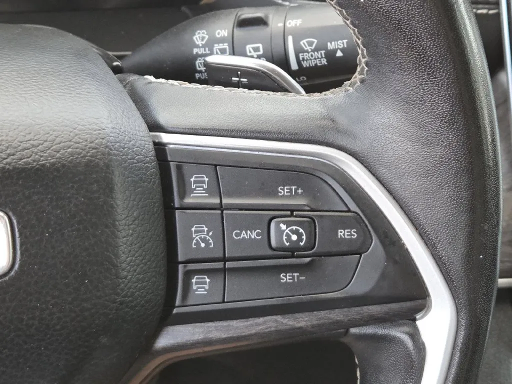Jeep Grand Cherokee L photo 5