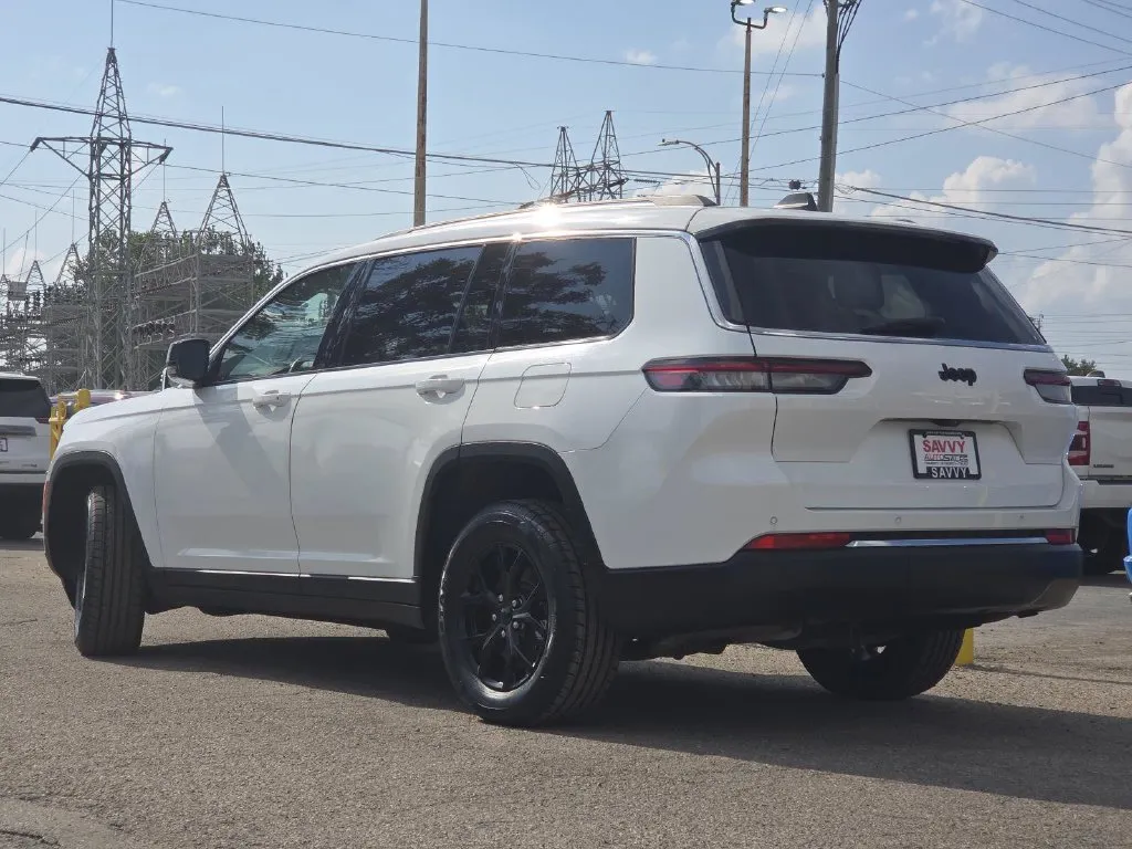 Jeep Grand Cherokee L photo 12
