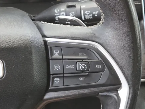 More photos of 2022 Jeep Grand Cherokee L Limited at SAVVY AUTO SALES LLC, OH