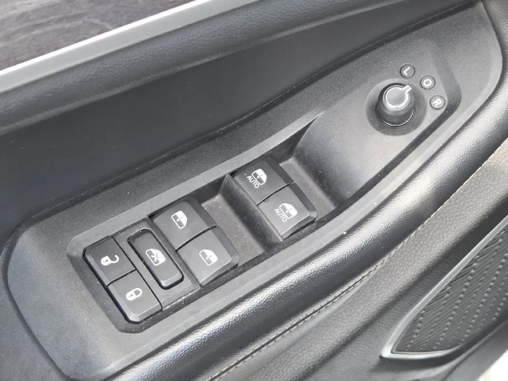 Jeep Grand Cherokee L photo 23