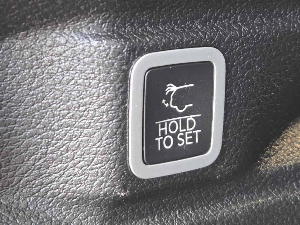 Jeep Grand Cherokee L photo 17