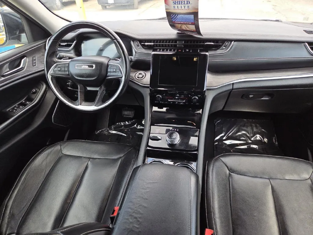 Jeep Grand Cherokee L photo 20