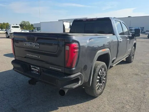 GMC Sierra photo 3