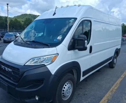 White 2025 Ram ProMaster 2500 High Roof for sale in Columbus, OH