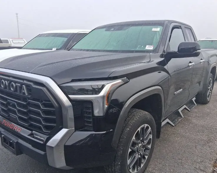 Black 2022 Toyota Tundra Limited for sale in Columbus, OH