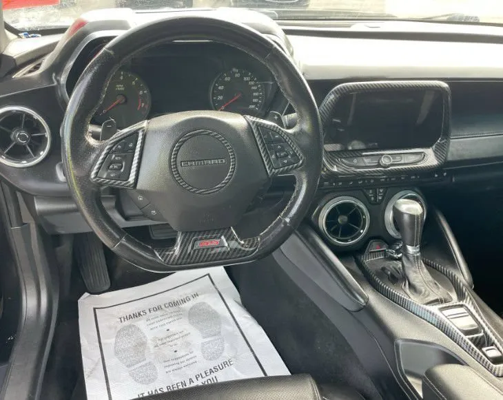 Chevrolet Camaro photo 2