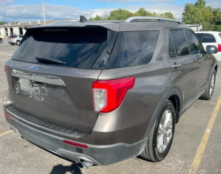 Another view of 2021 Ford Explorer Limited for sale in Columbus, OH at SAVVY AUTO SALES LLC