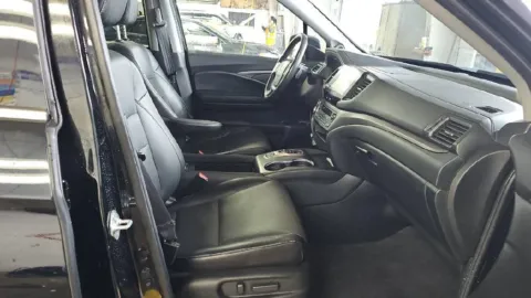 Photos of 2023 Honda Ridgeline RTL-E for sale in Columbus, OH at SAVVY AUTO SALES LLC