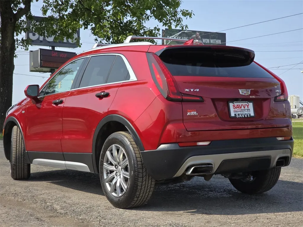 2019 Cadillac XT4 Premium Luxury photo 2