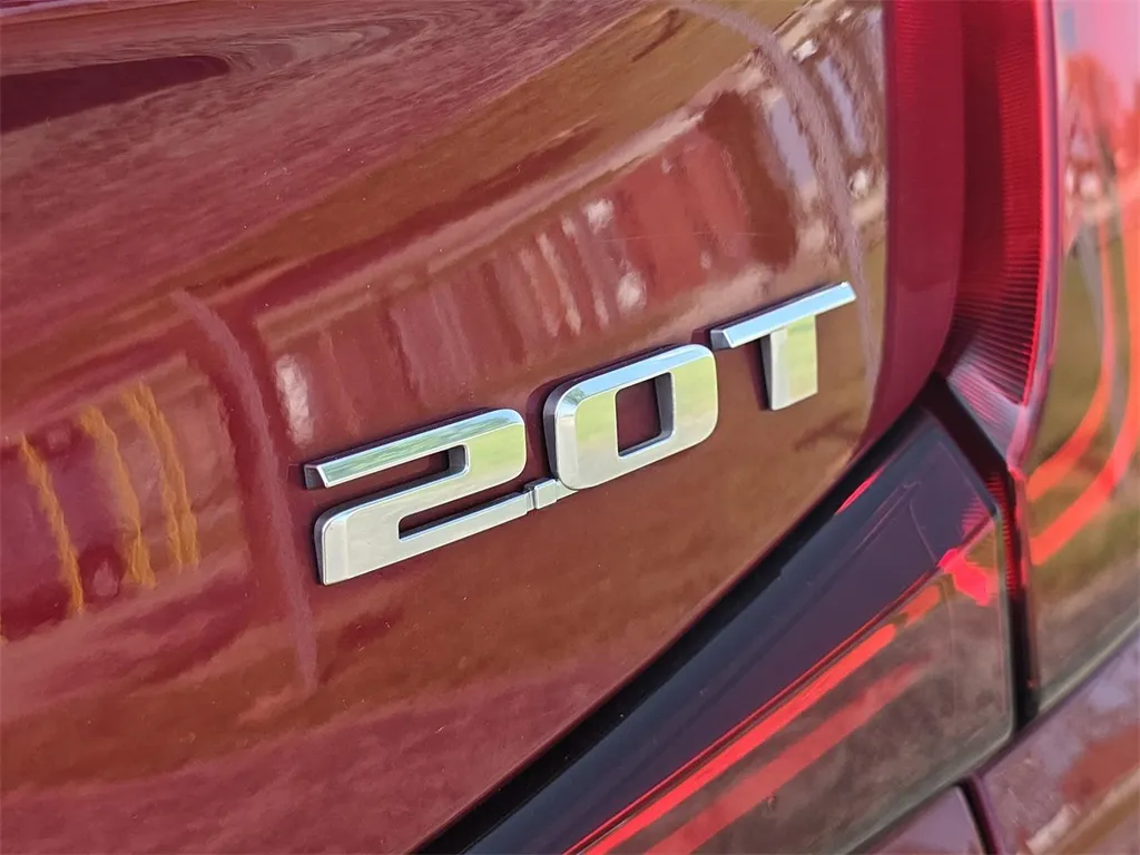 2019 Cadillac XT4 Premium Luxury photo 13