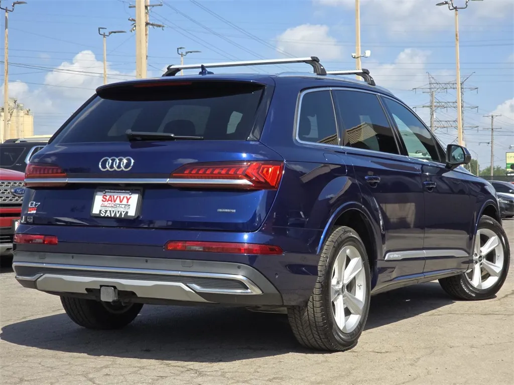 2022 Audi Q7 45 Premium Plus photo 17
