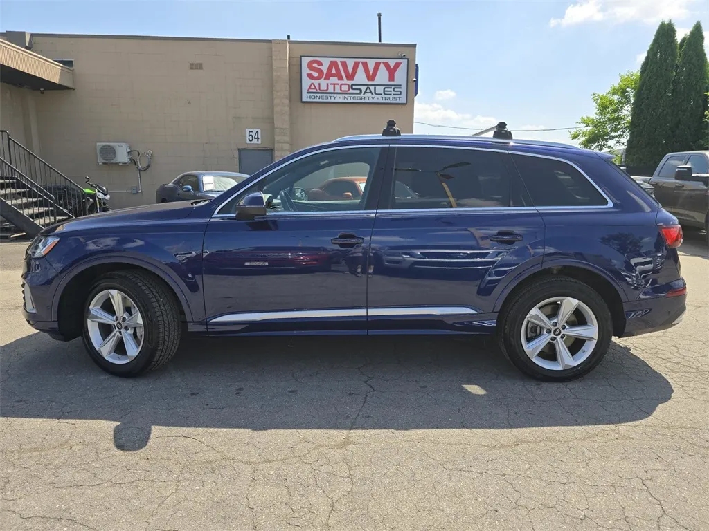 2022 Audi Q7 45 Premium Plus photo 18