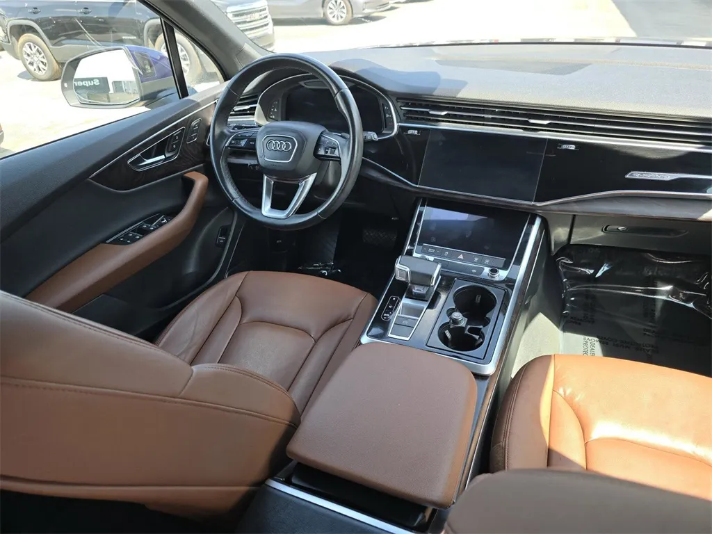 2022 Audi Q7 45 Premium Plus photo 9