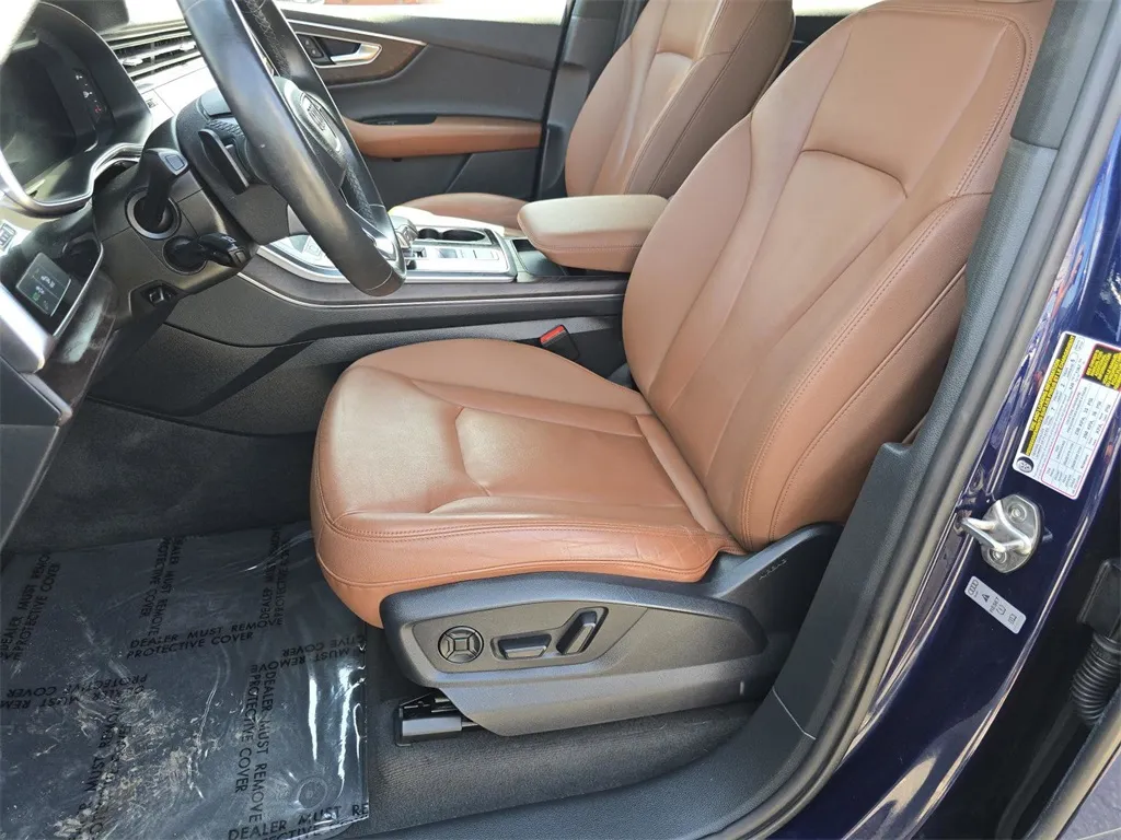 2022 Audi Q7 45 Premium Plus photo 20