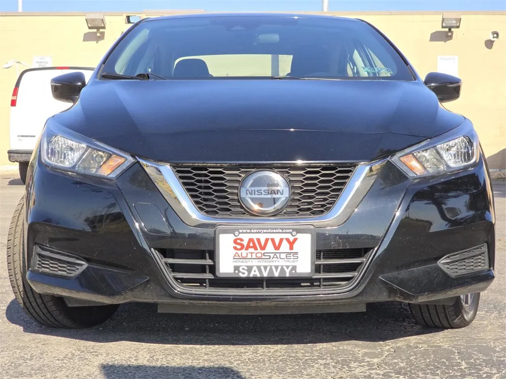 2021 Nissan Versa 1.6 SV photo 12