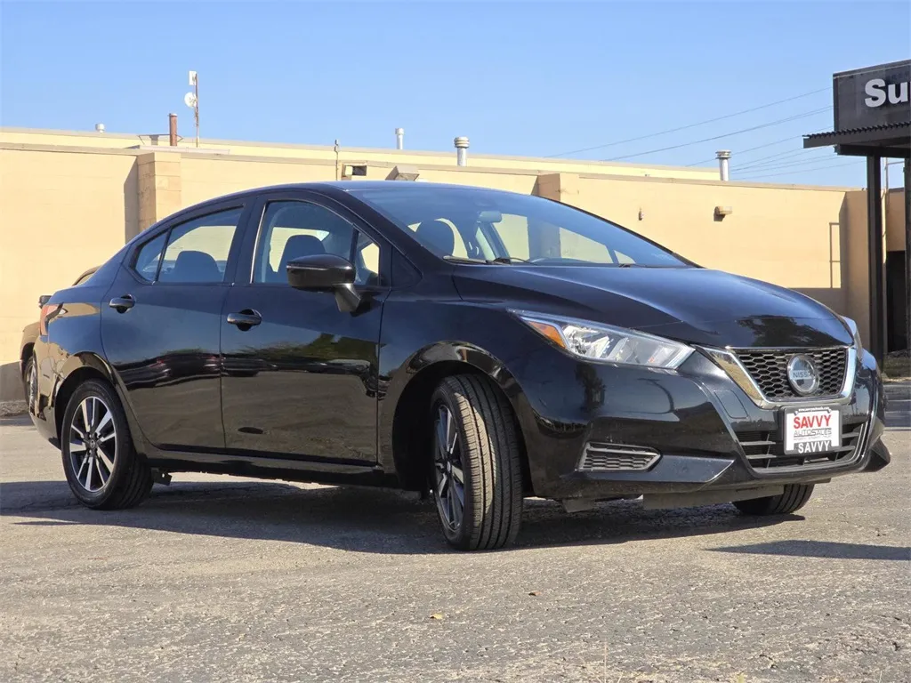 2021 Nissan Versa 1.6 SV photo 22