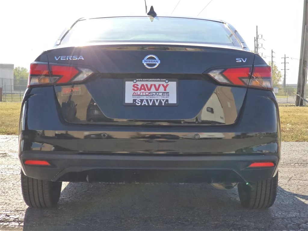 2021 Nissan Versa 1.6 SV photo 23