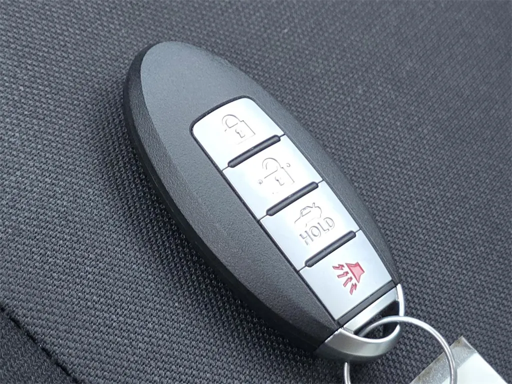 2021 Nissan Versa 1.6 SV photo 28