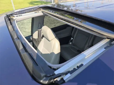Photos of 2022 Honda Odyssey Touring for sale in Columbus, OH at SAVVY AUTO SALES LLC