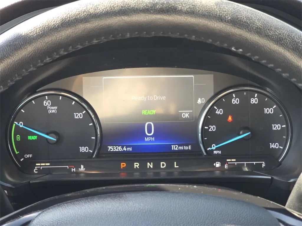 2021 Ford Escape SE Hybrid photo 16