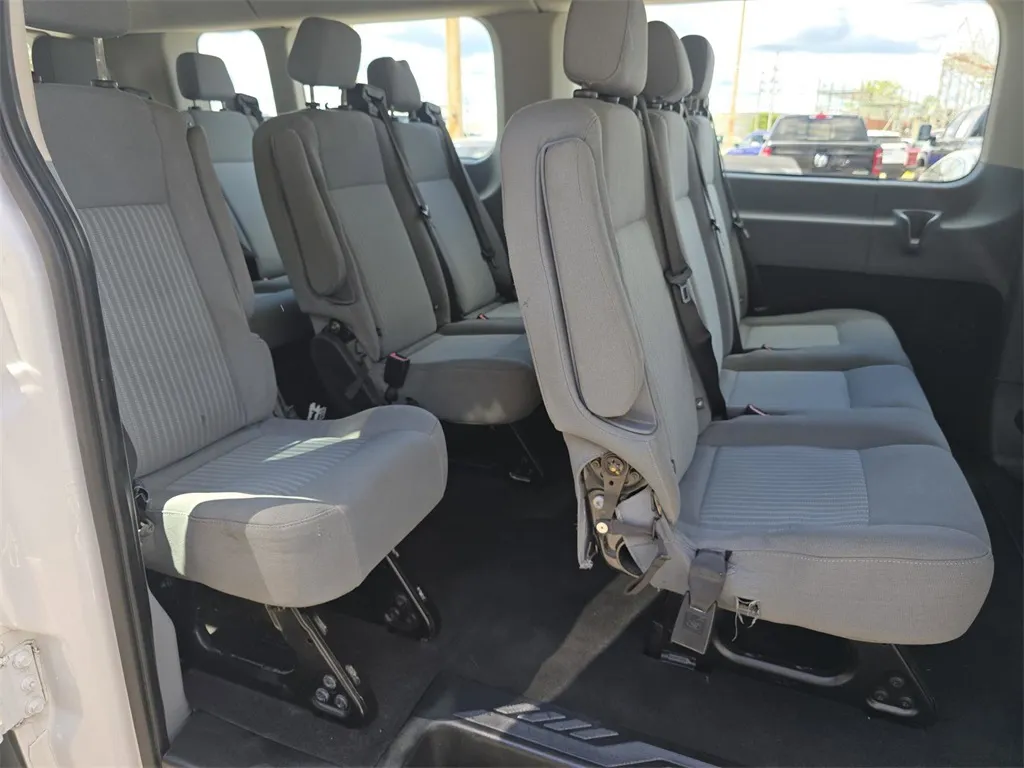 2016 Ford Transit Van photo 17