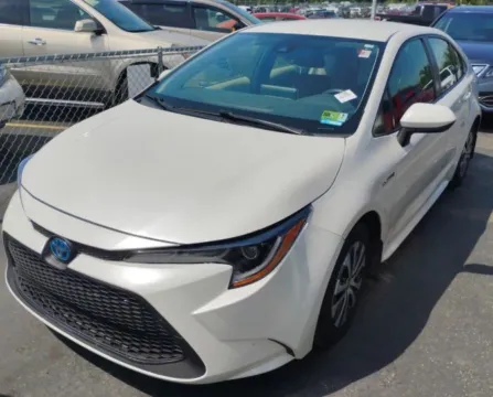 White 2021 Toyota Corolla Hybrid LE for sale in Columbus, OH