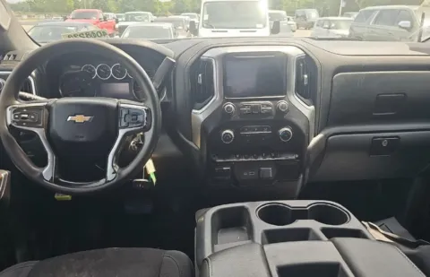 Another view of 2021 Chevrolet Silverado 2500HD LT for sale in Columbus, OH at SAVVY AUTO SALES LLC