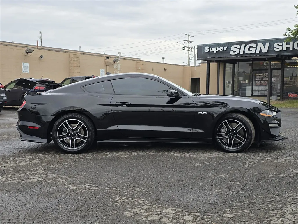2020 Ford Mustang GT photo 2