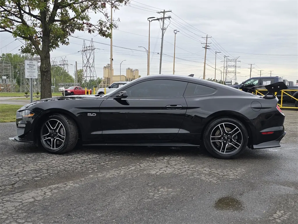 2020 Ford Mustang GT photo 12