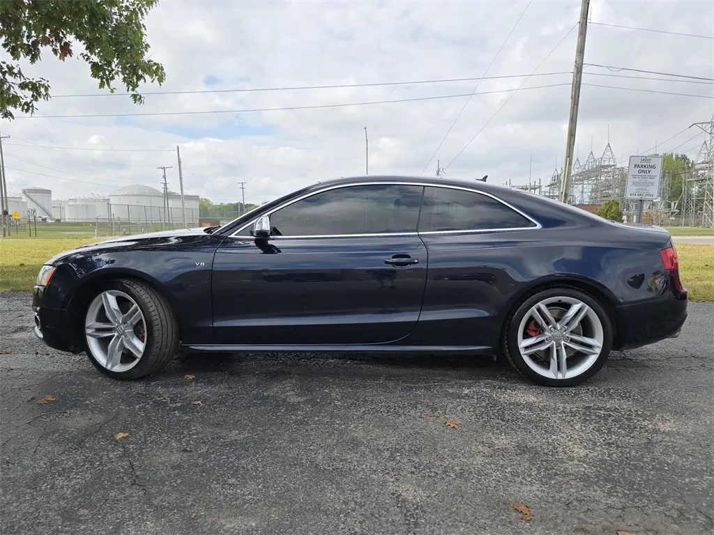 2011 Audi S5 Premium Plus photo 2