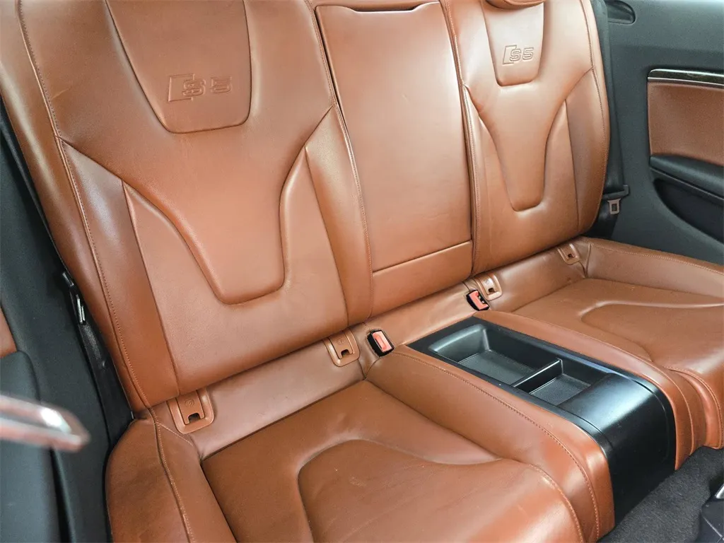 2011 Audi S5 Premium Plus photo 3