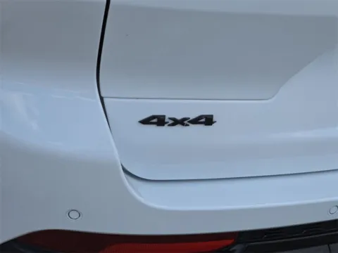 More photos of 2024 Jeep Grand Cherokee L Altitude at SAVVY AUTO SALES LLC, OH