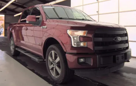 Red 2015 Ford F-150 Lariat for sale in Columbus, OH