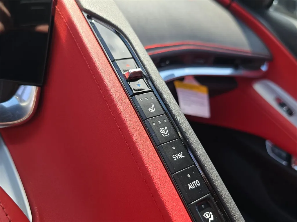 2020 Chevrolet Corvette Stingray photo 24