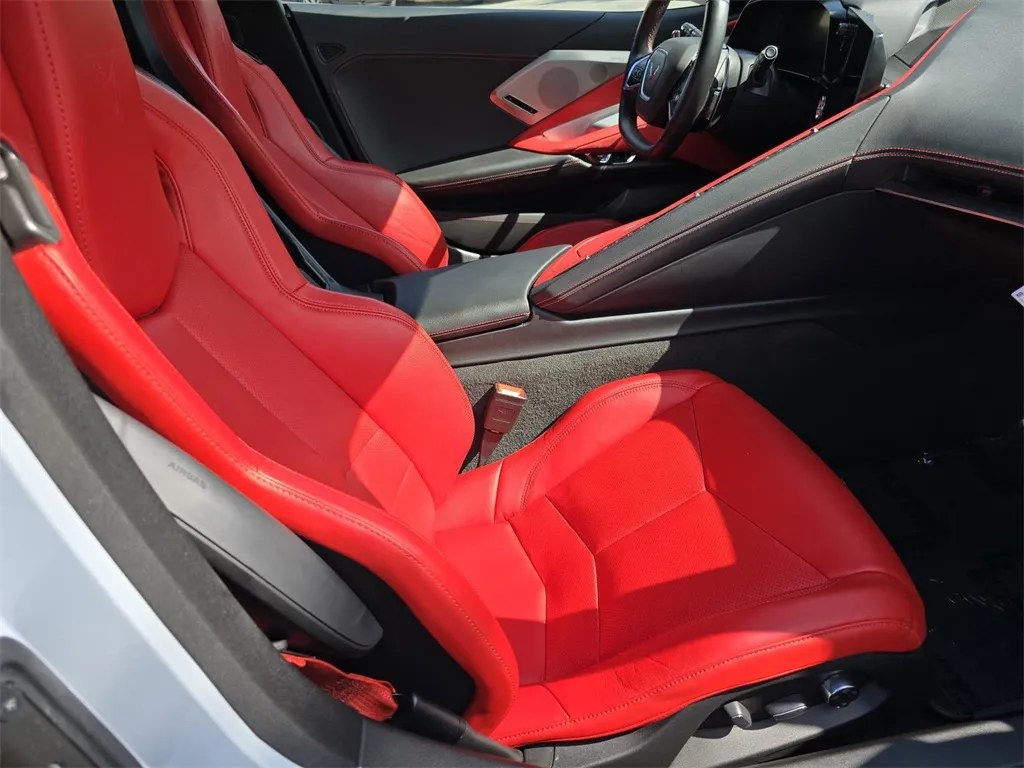 2020 Chevrolet Corvette Stingray photo 28