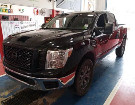 Black 2018 Nissan Titan XD SV for sale in Columbus, OH