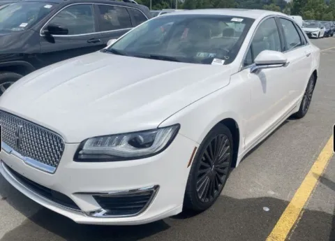 White 2017 Lincoln MKZ Reserve for sale in Columbus, OH