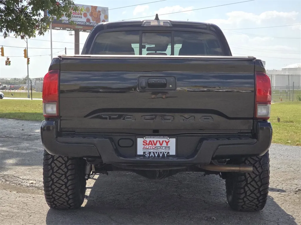 2020 Toyota Tacoma SR photo 5
