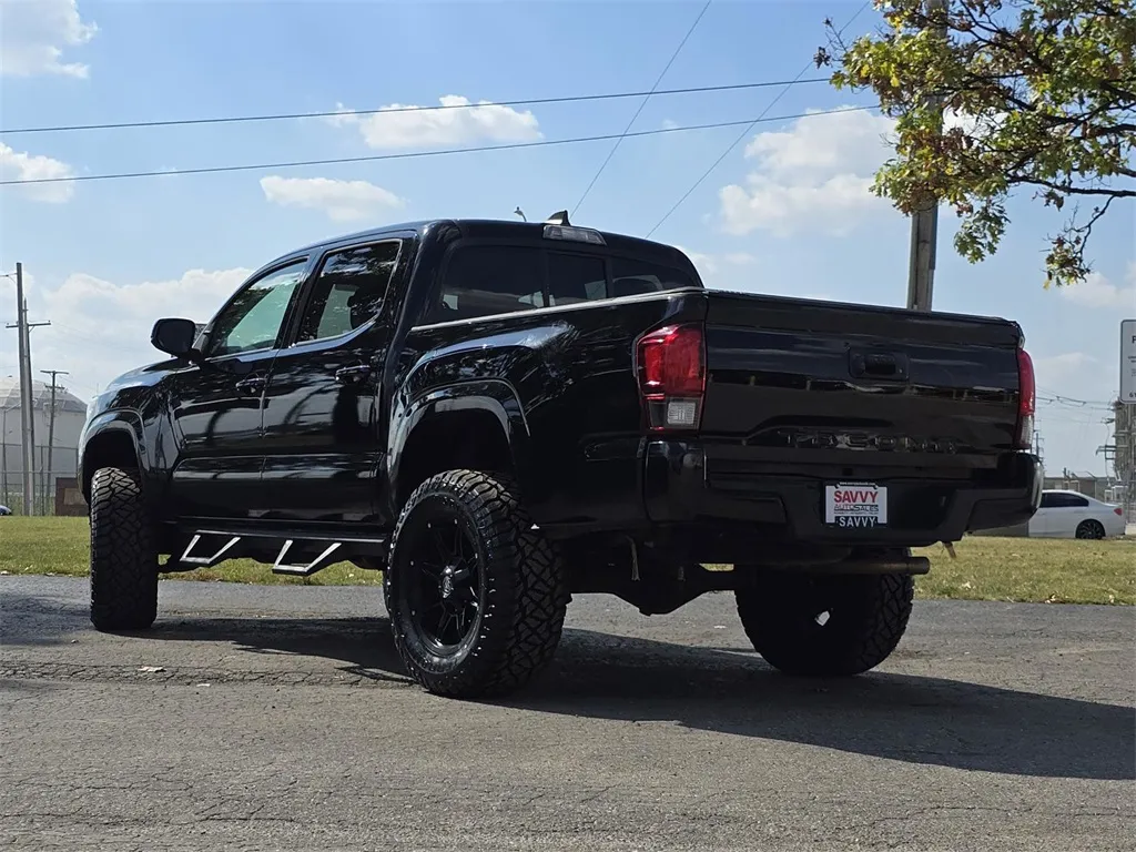 2020 Toyota Tacoma SR photo 16