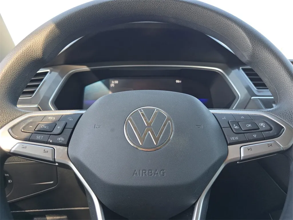 2023 Volkswagen Tiguan S photo 4
