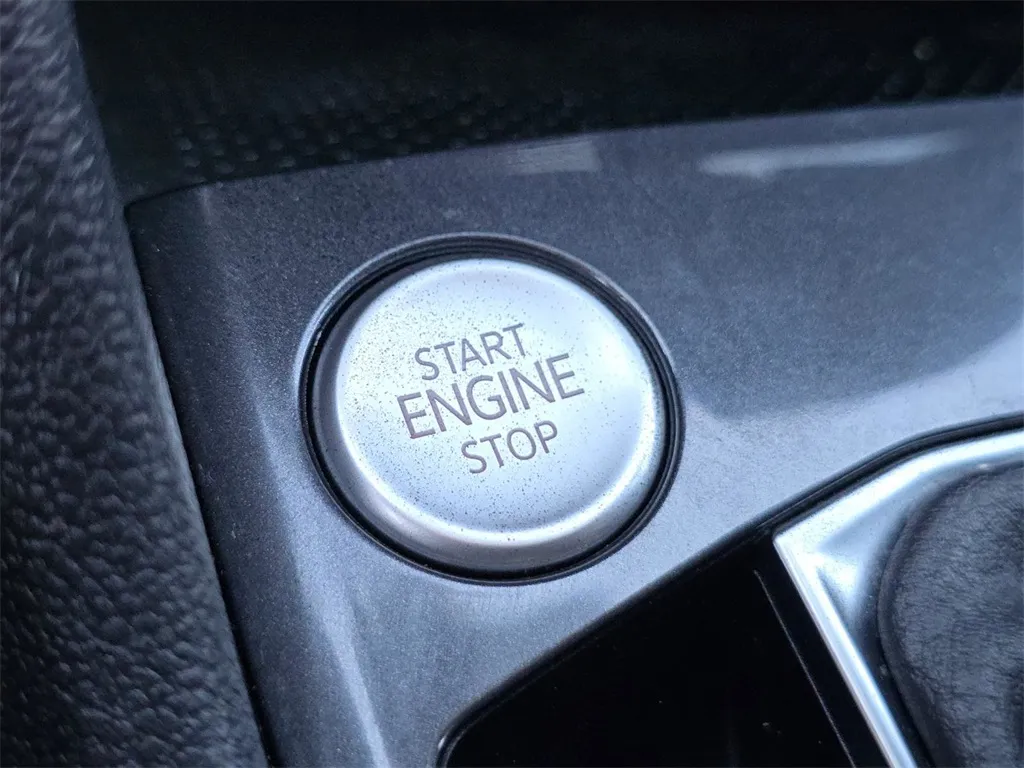 2023 Volkswagen Tiguan S photo 15