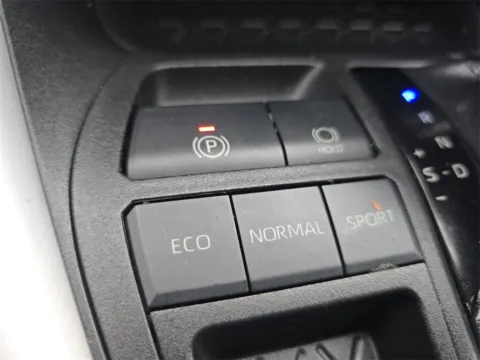 More photos of 2019 Toyota RAV4 LE at SAVVY AUTO SALES LLC, OH