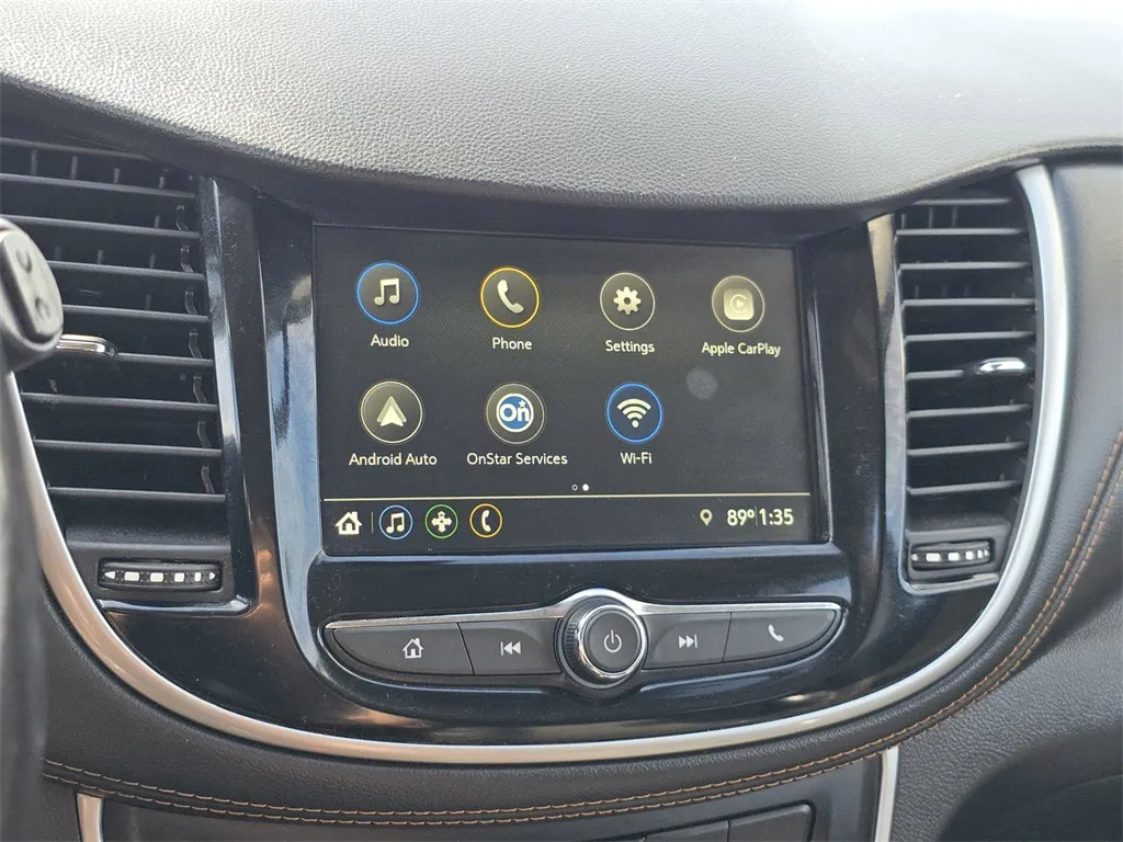 2019 Chevrolet Trax LT photo 11