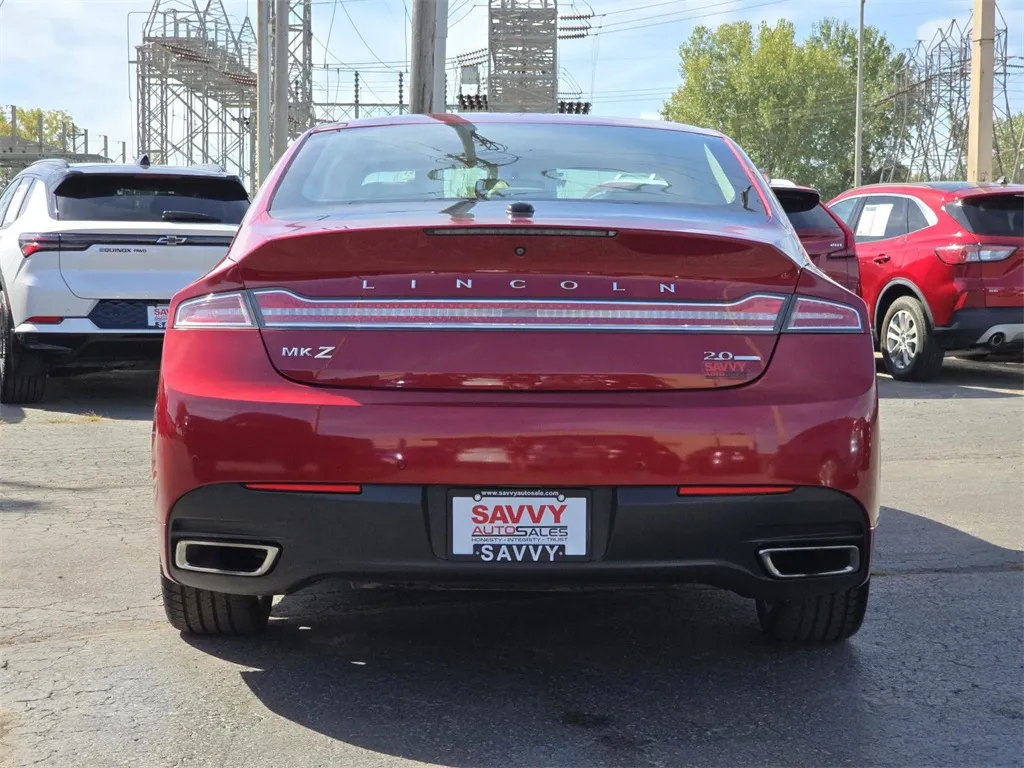 2016 Lincoln MKZ Base photo 25