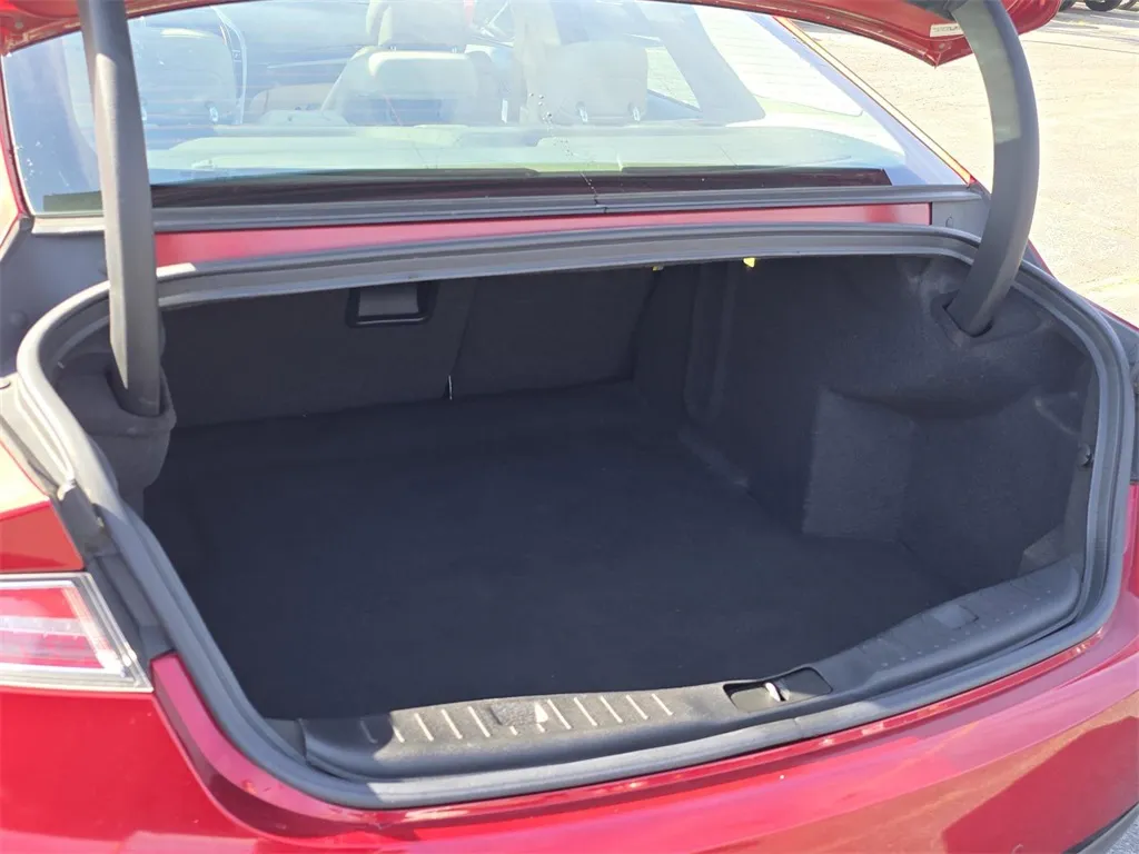 2016 Lincoln MKZ Base photo 26