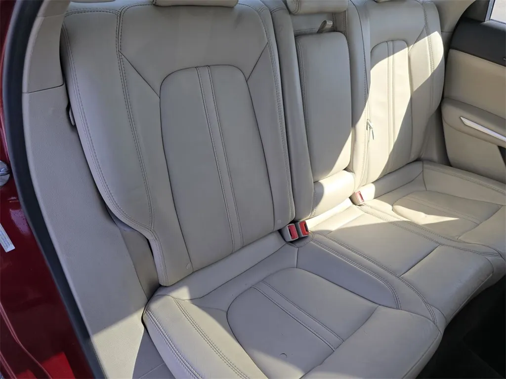 2016 Lincoln MKZ Base photo 6
