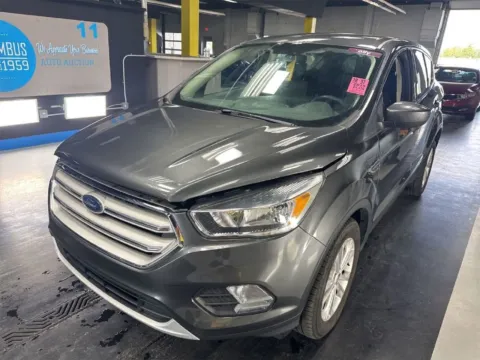 Gray 2019 Ford Escape SE for sale in Columbus, OH