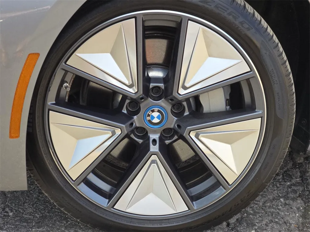 2023 Bmw i4 eDrive35 photo 4