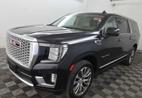 Blue 2021 GMC Yukon XL Denali for sale in Columbus, OH
